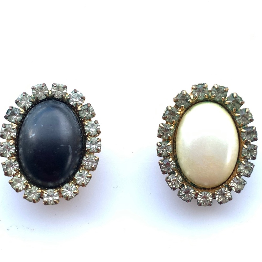 Vintage Button Covers Jewelry with Rhinestones